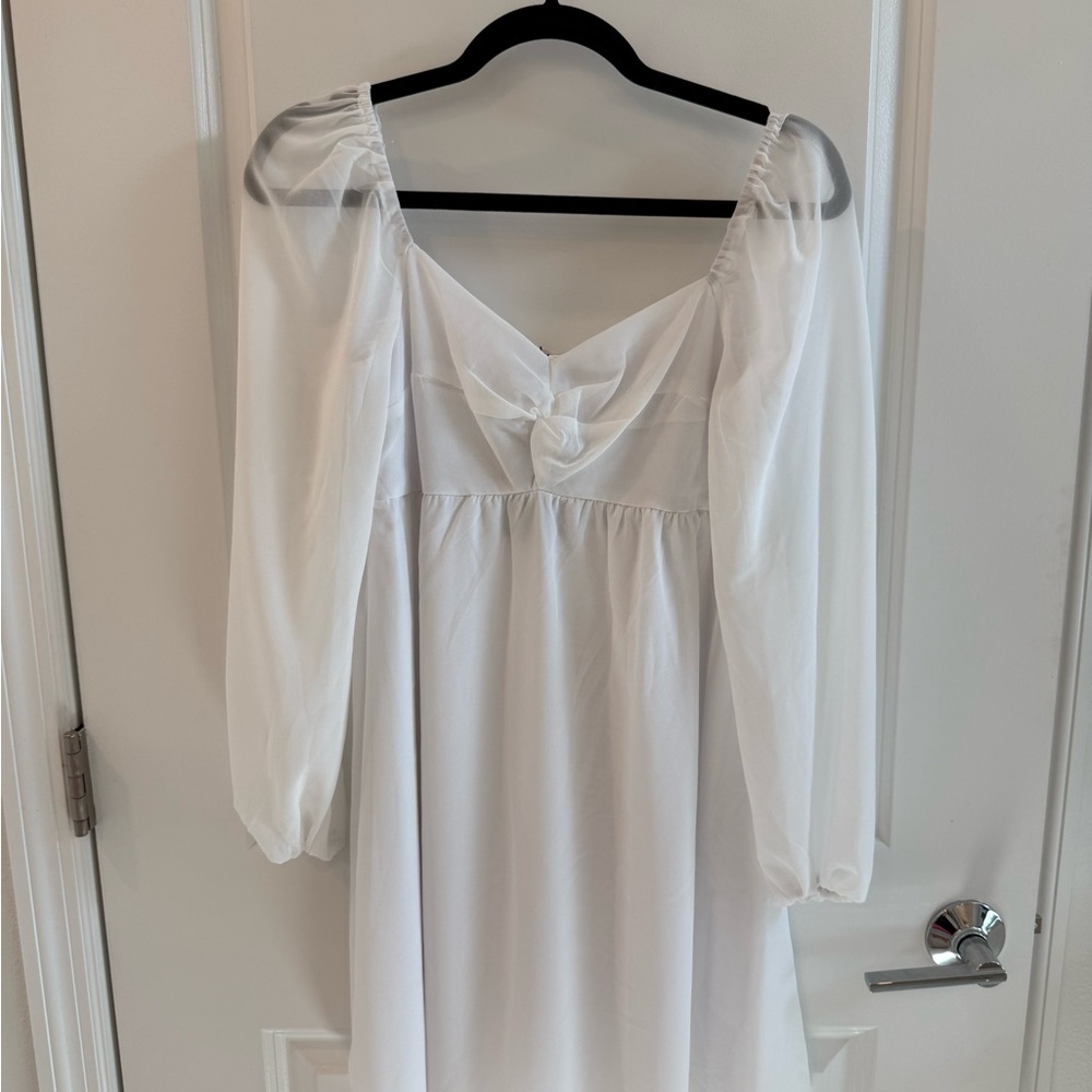 Elegant White Long Sleeve Dress